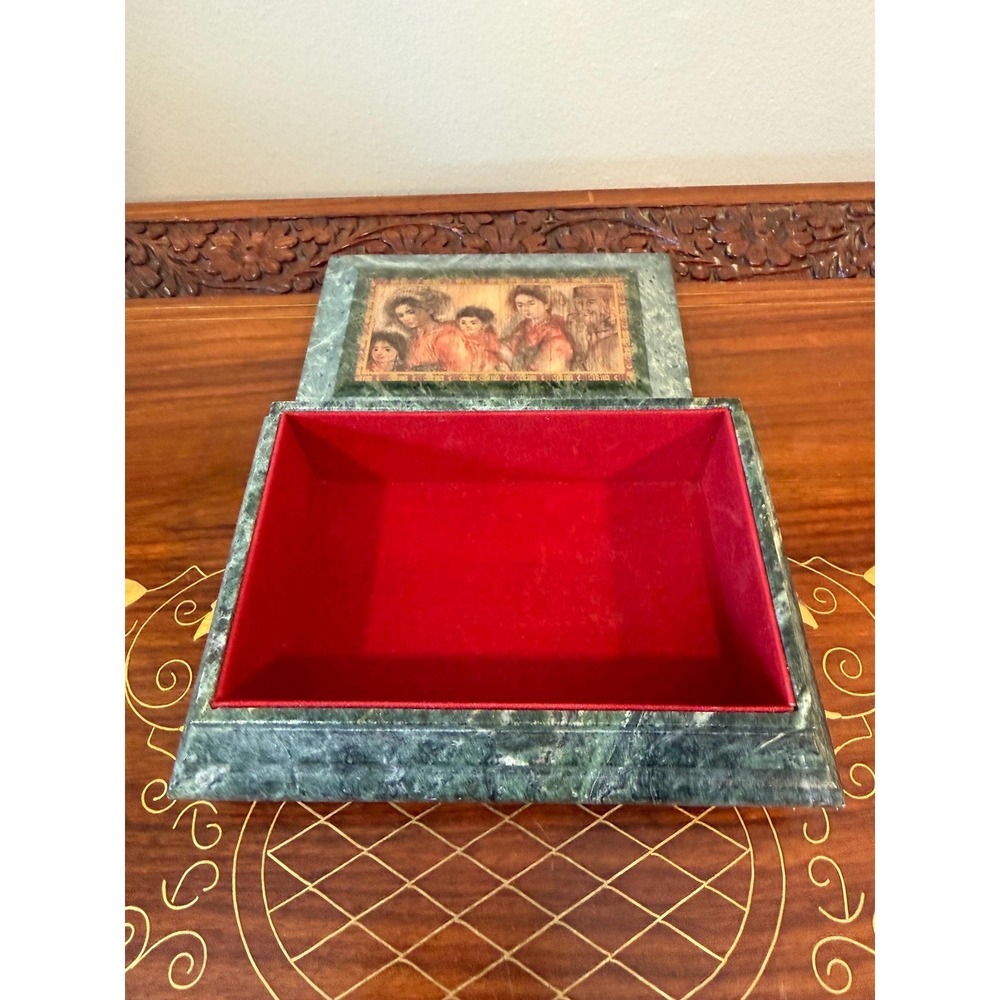 Vintage Edna Hibel Marble Jewelry Box - Signed Green Stone Trinket Box - Picture 11 of 15